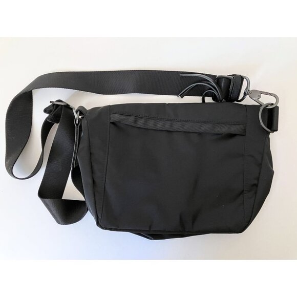 Lululemon Festival Bag First Release Black - Picture 5 of 8